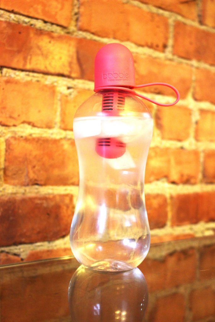 My New Favorite Filter Water Bottle For Traveling Is The Bobble Bottle